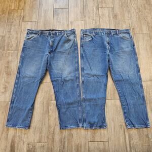 Wrangler Men’s Lot of 2 Jeans Size 46x30 Cowboy Cut Relaxed Fit Medium Wash